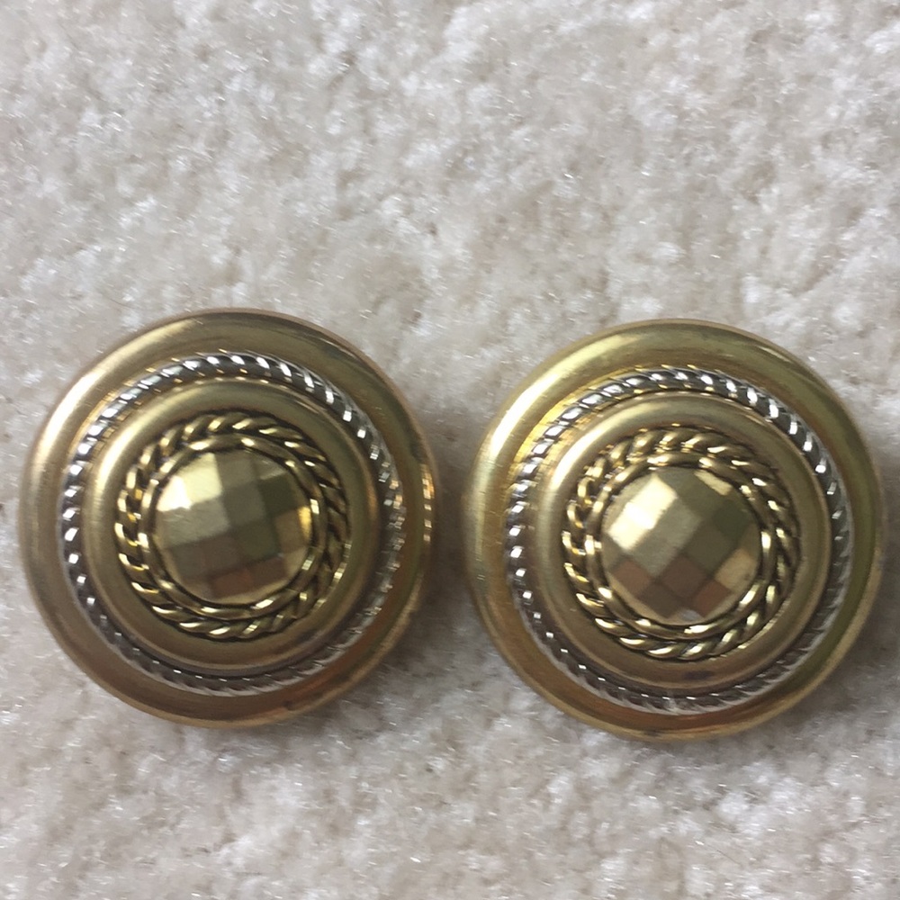 Vintage goldtone earrings